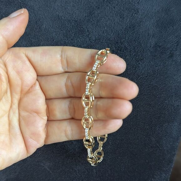 Elegant 14K Gold Plated Zirconia Link Chained Bracelet - Picture 3 of 10